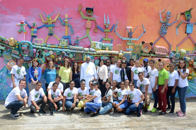  Centro León realiza Ciudad Reciclada en escuela San Pedro Nolasco de Rafey