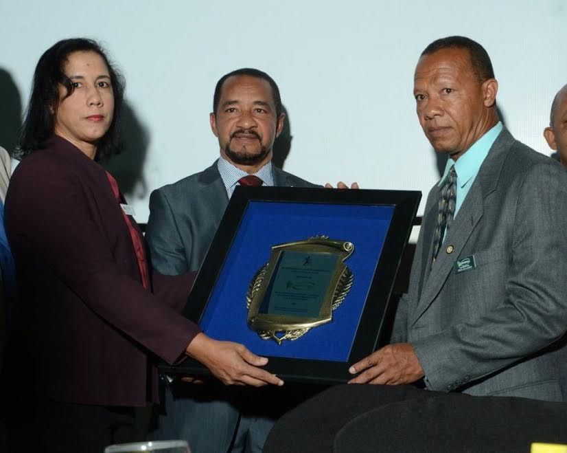  Asociación Dominicana de Rehabilitación reconoce aportes de COOPCENTRAL a la población