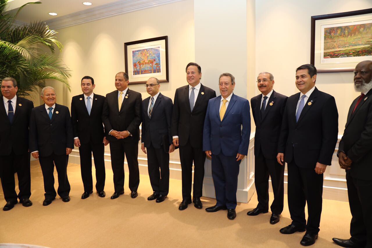  Presidente Danilo Medina regresa al país tras participar en XLIX Cumbre SICA en Costa Rica