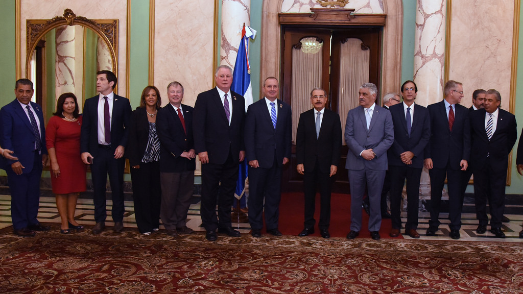  Congresistas de Estados Unidos visitan al presidente Danilo Medina