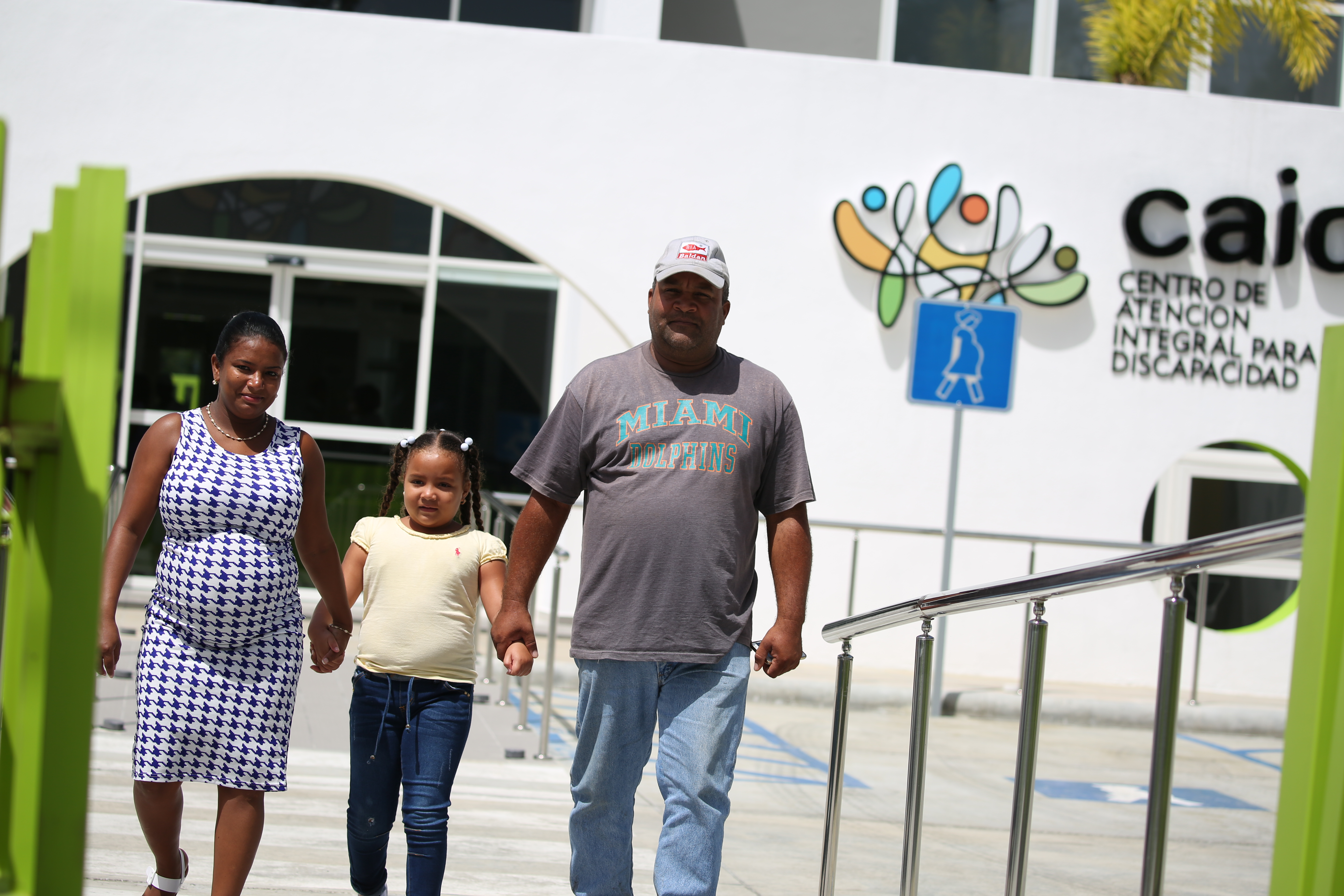  El CAID San Juan ya ofrece servicios médicos a la niñez en condiciones especiales del sur y llena de esperanza a familias