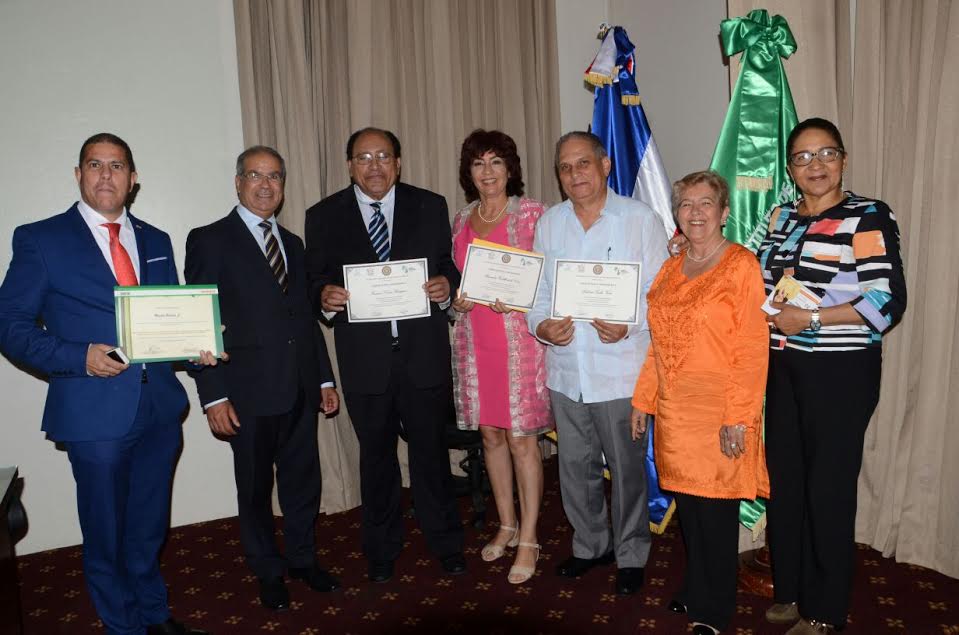  La Federación Latinoamericana de ex becarios de Israel reconoce a distinguidos dominicanos