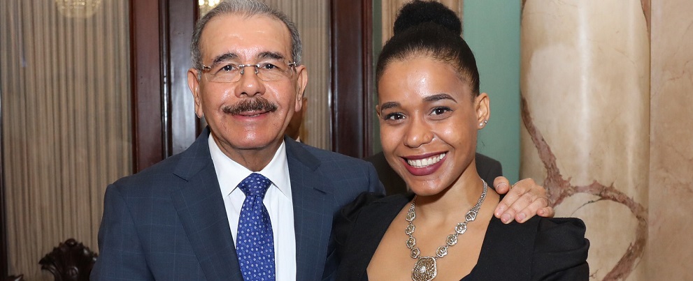  Presidente Danilo Medina a jóvenes: “Cuenten con este Gobierno para abrirles puertas y oportunidades”