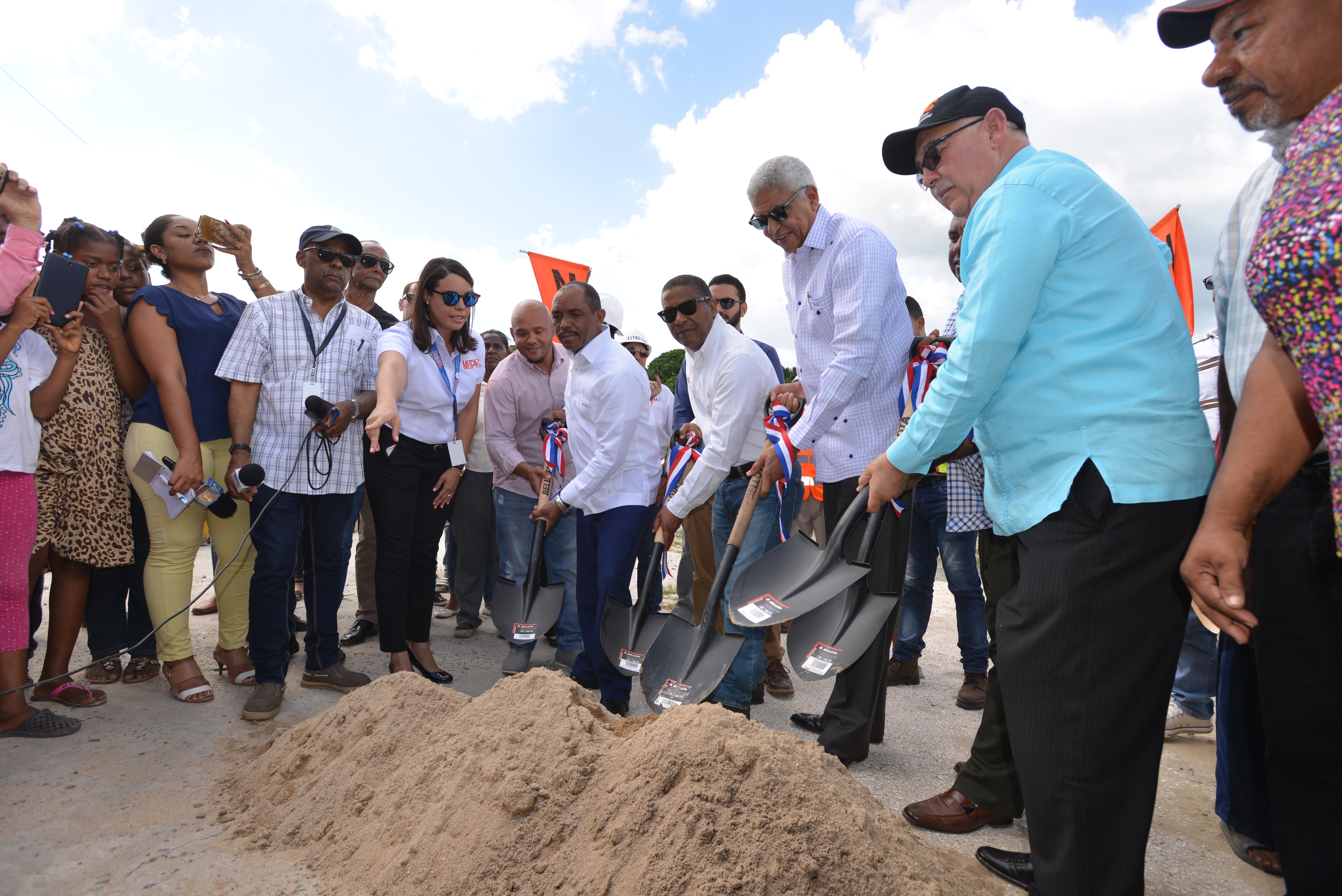  MOPC inicia construcción de puente en Hato Damas, San Cristóbal