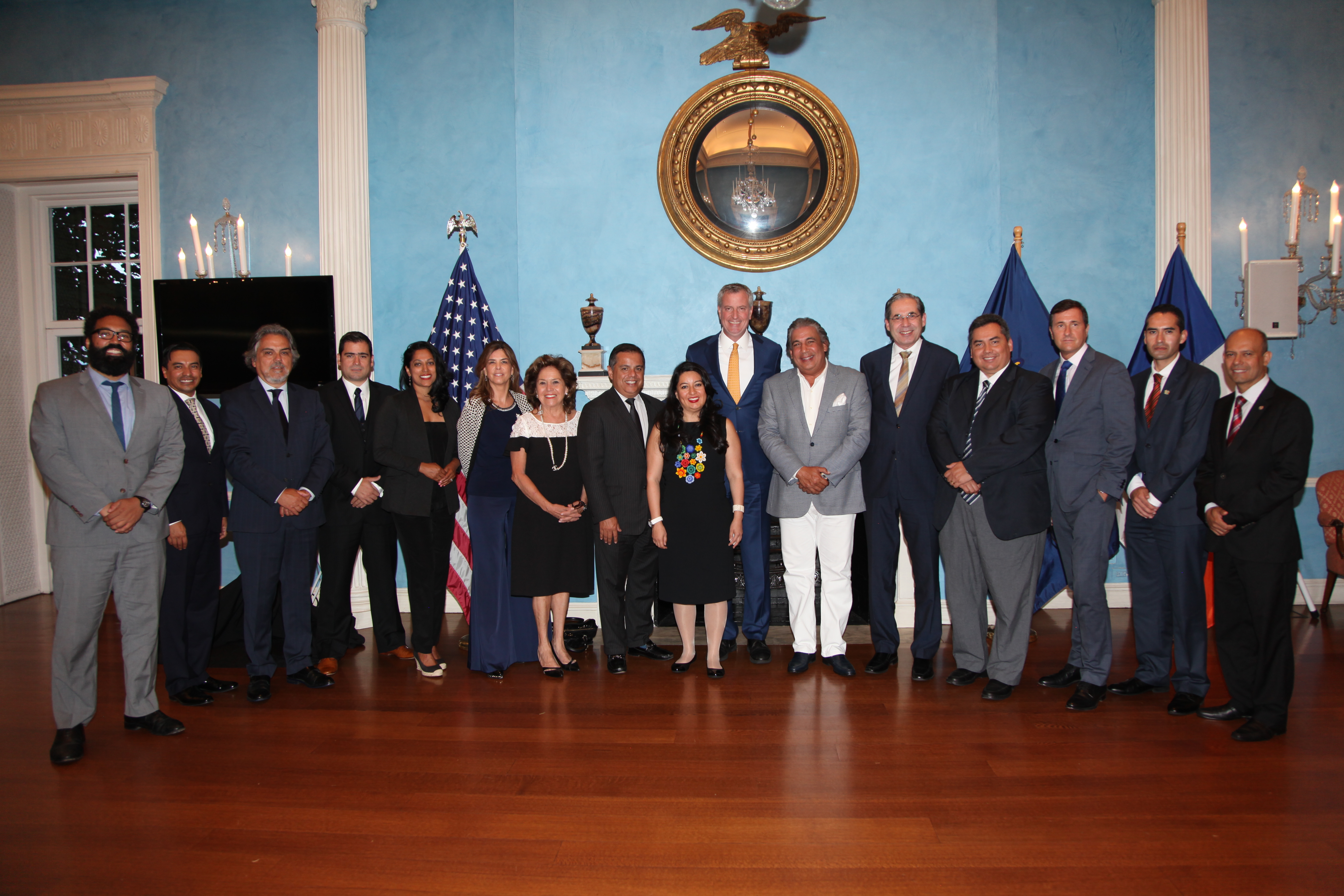 Encuentro con el alcalde Bill de Blasio y la Coalición de Cónsules Latinoamericanos en Nueva York
