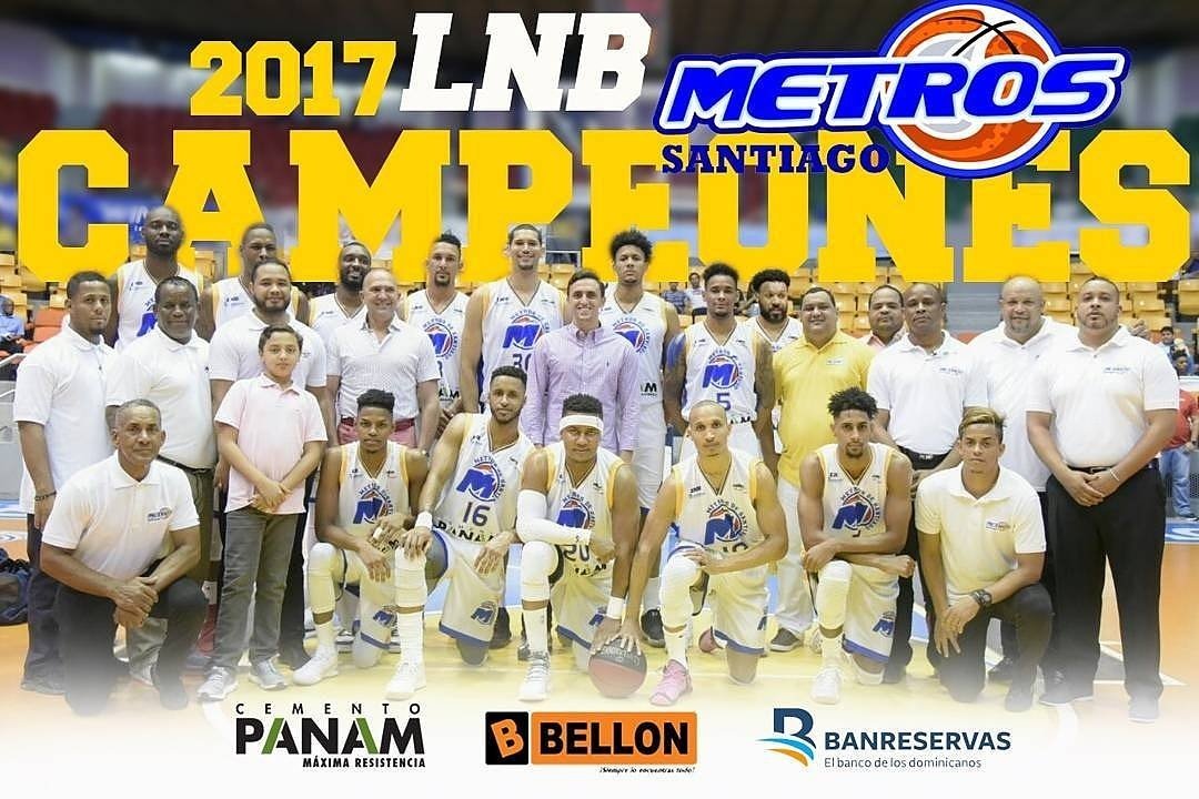  Los Metros de Santiago se coronan campeones en Liga Nacional de Baloncesto