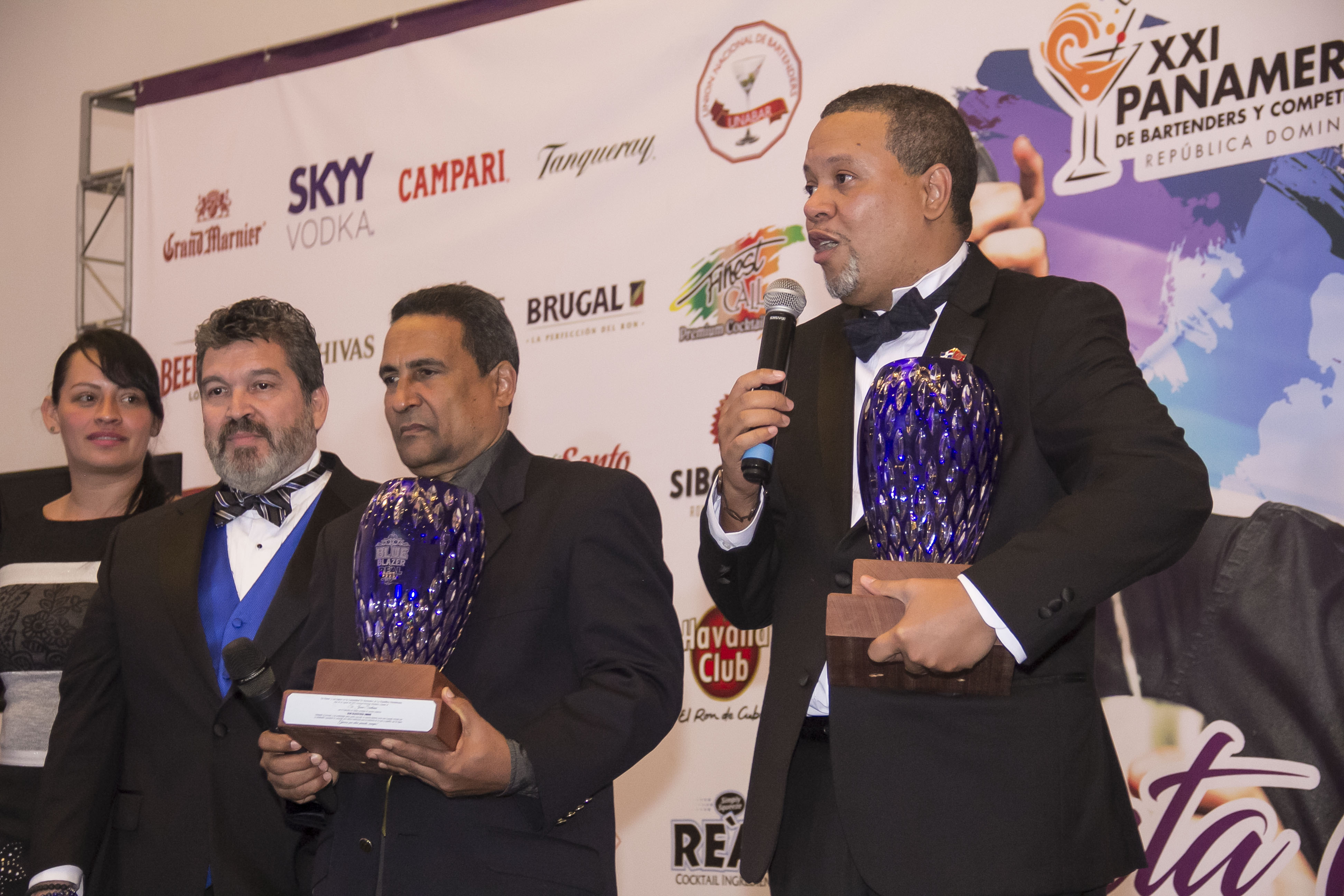  Entregan Premio The Blue Blazer Real Award en Punta Cana