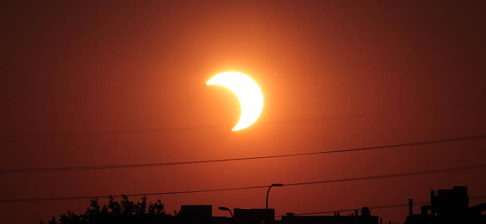 Eclipse solar de este lunes es centro de atención en el planeta