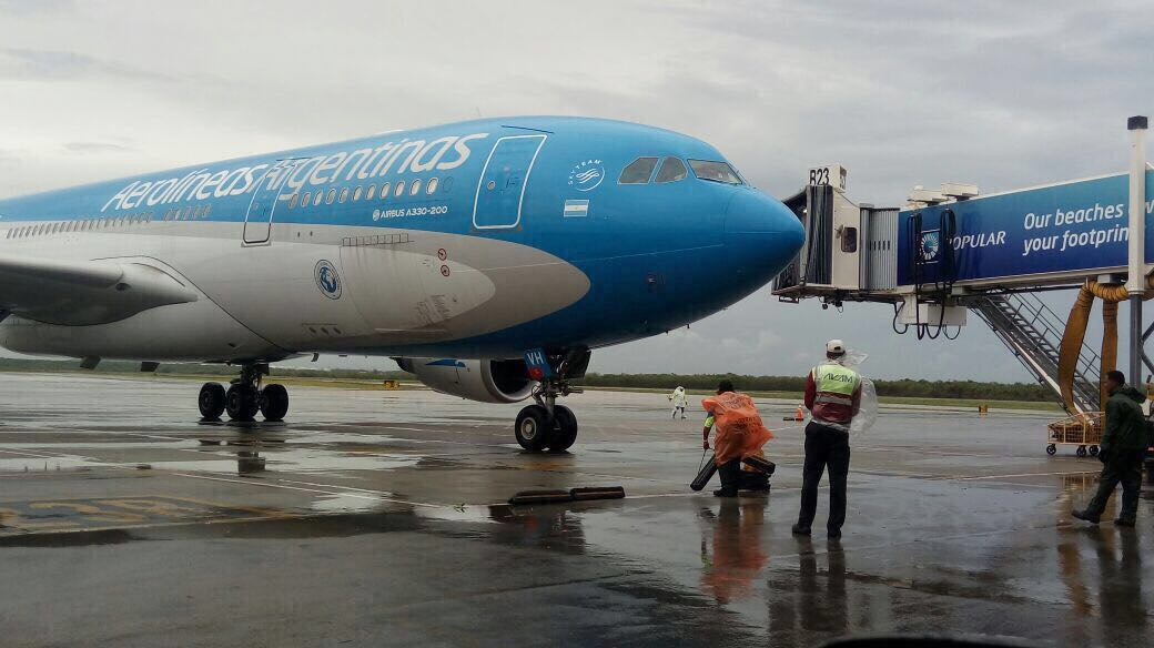  Suspensión temporal de las operaciones en los aeropuertos de Punta Cana, La Romana, Santiago, Presidente Juan Bosch y Gregorio Luperón