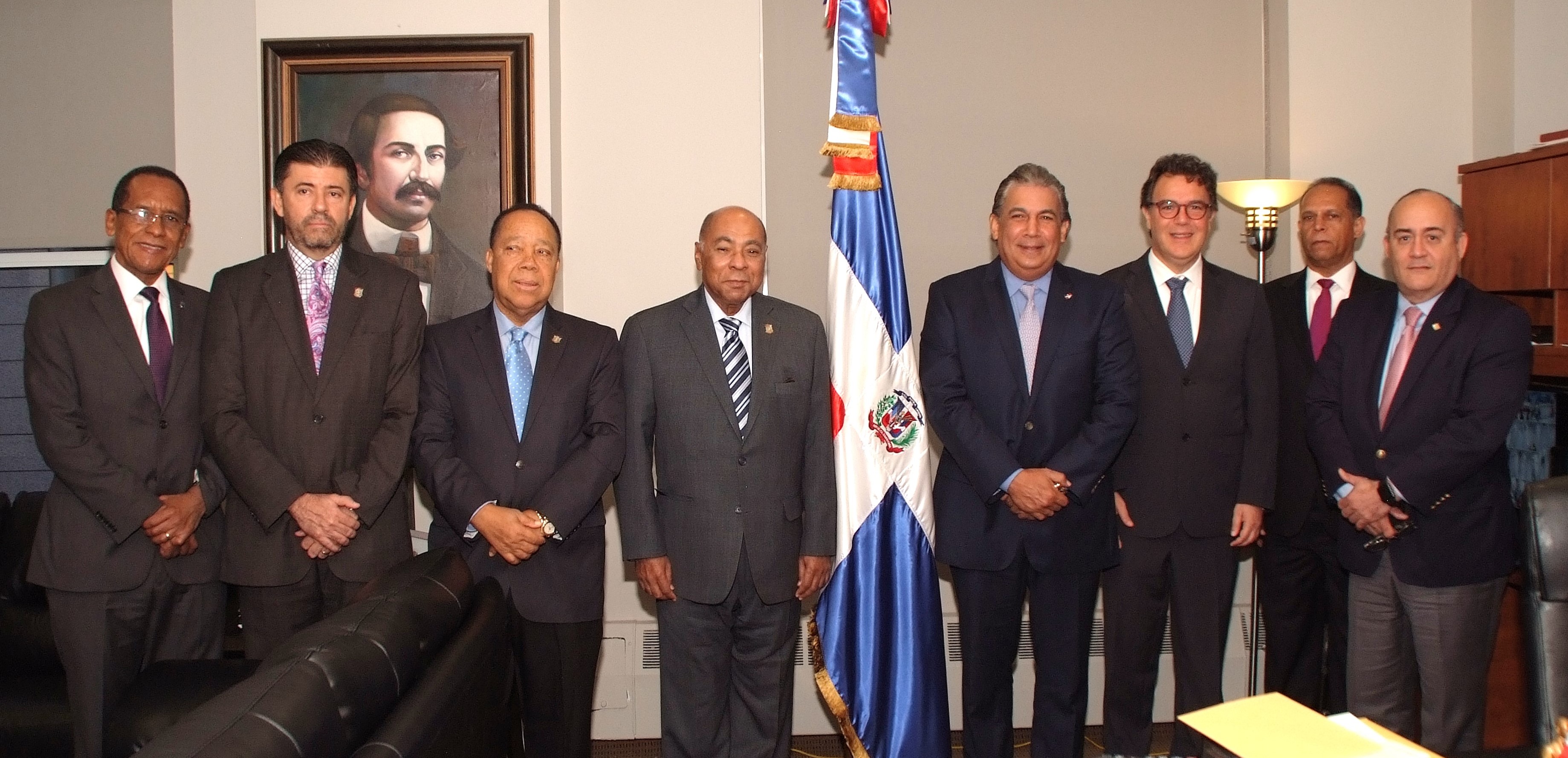  Magistrado Ray Guevara y tres jueces TC son distinguidos por Cónsul Dominicano en NY y los alcaldes de Paterson y Passaic