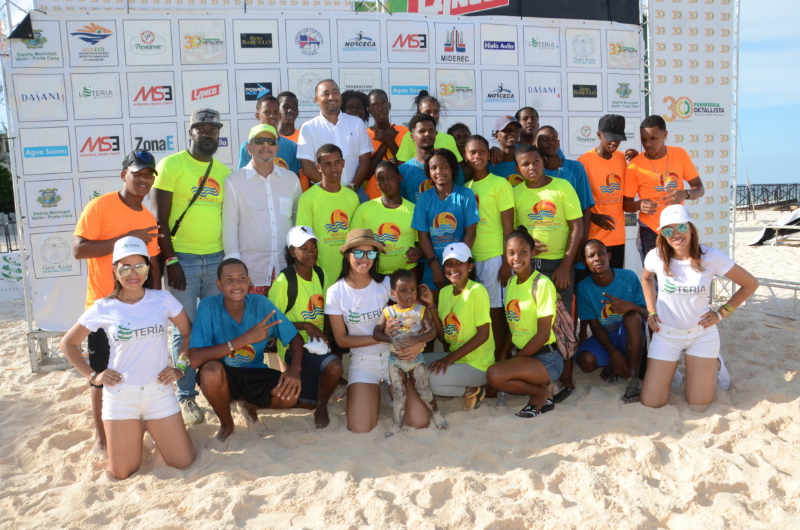  Lotería Nacional apoya Torneo de Voleibol de playa en Punta Cana