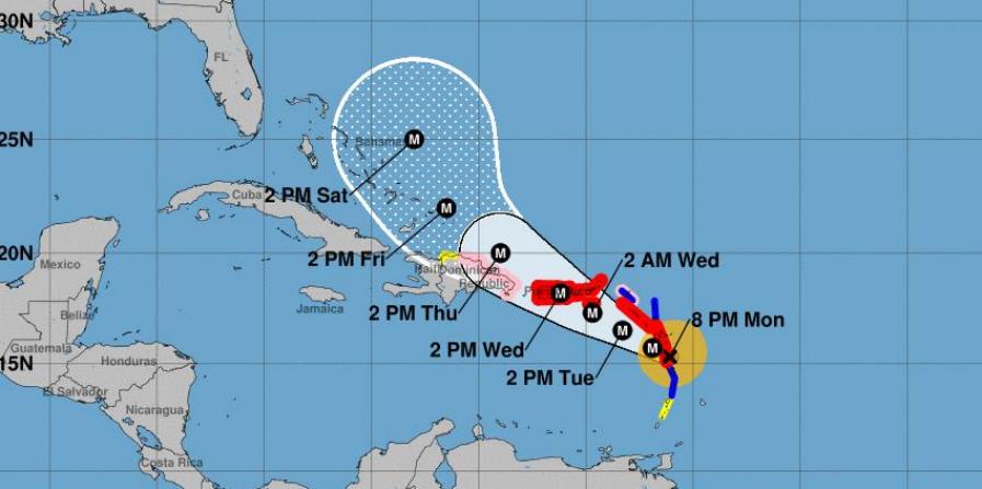  María alcanza la categoría máxima de 5 como huracán, con vientos de 160 millas por hora