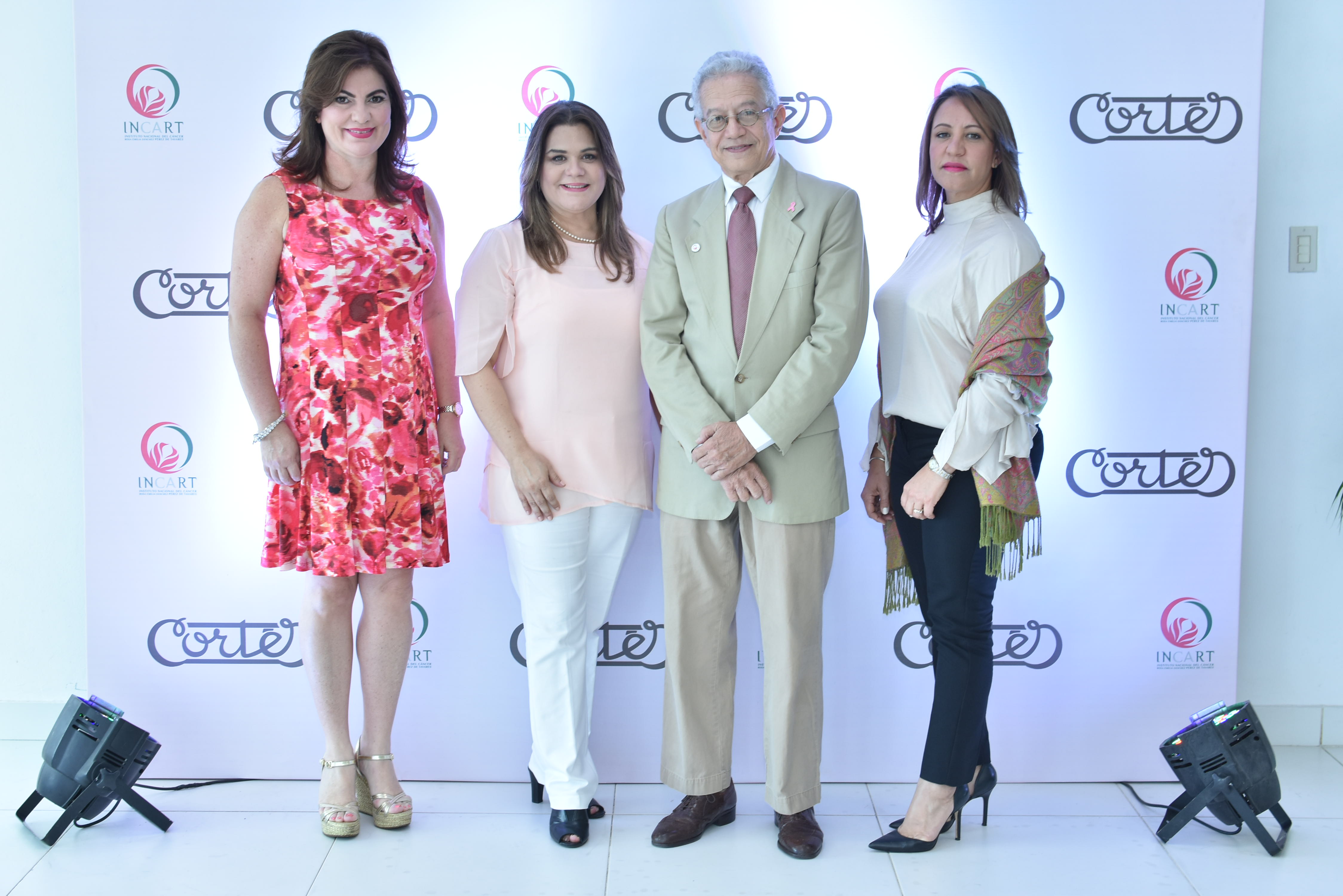  Cortés Hermanos presenta campaña en apoyo al cáncer de mama