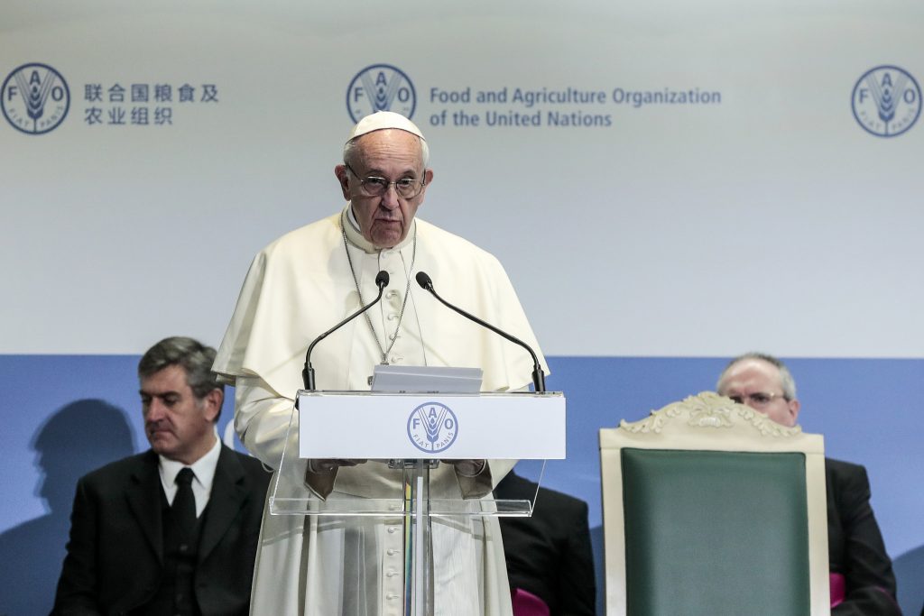  Papa Francisco pide actuar frente al cambio climático y los conflictos para abordar la migración