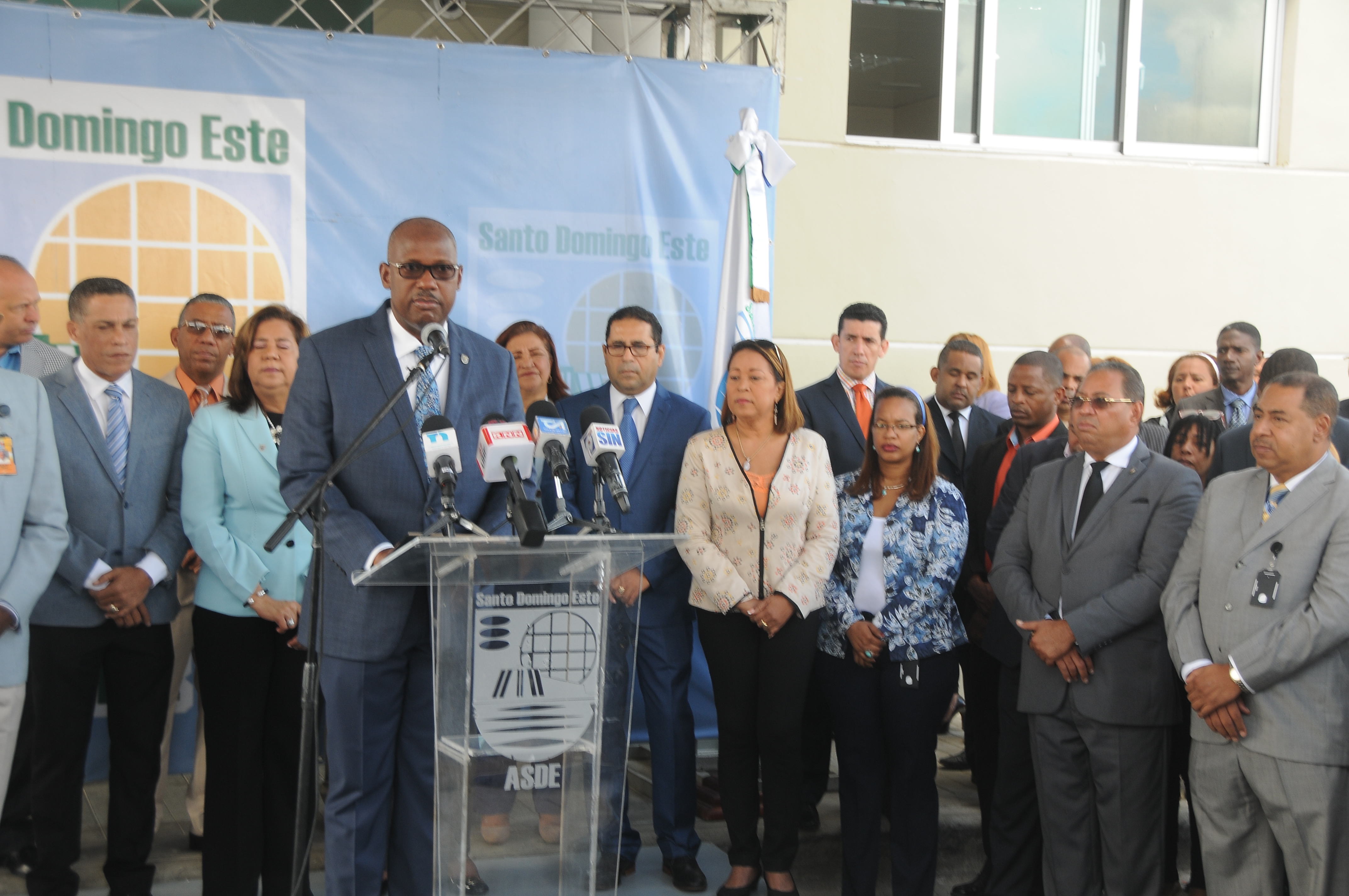  Lanzan programa para reducir contaminación ambiental en el municipio de Santo Domingo Este