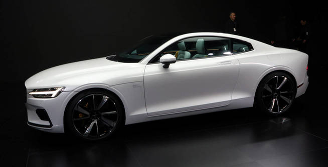 Volvo: Es un cupé híbrido de dos puertas, cuatro asientos y 600 caballos de potencia