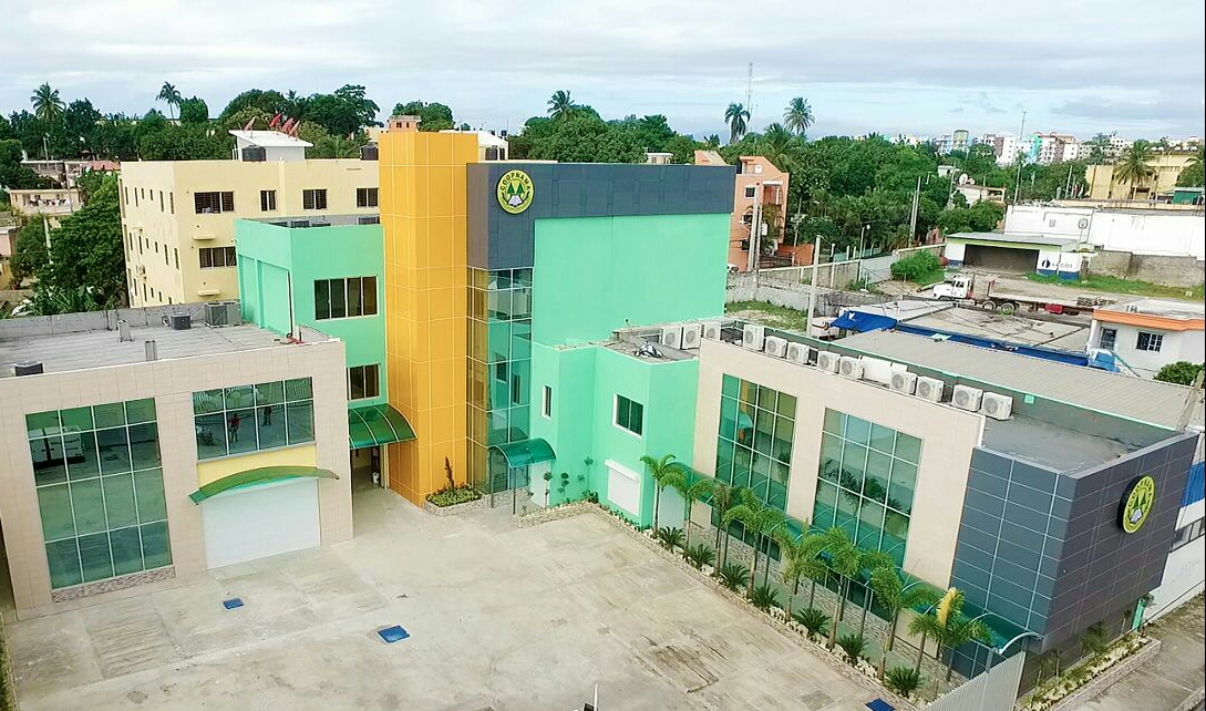  Cooperativa Nacional de Servicios Múltiples de los Maestros inauguró dos modernas oficinas administrativas en Santiago de los Caballeros y en Santo Domingo Oeste