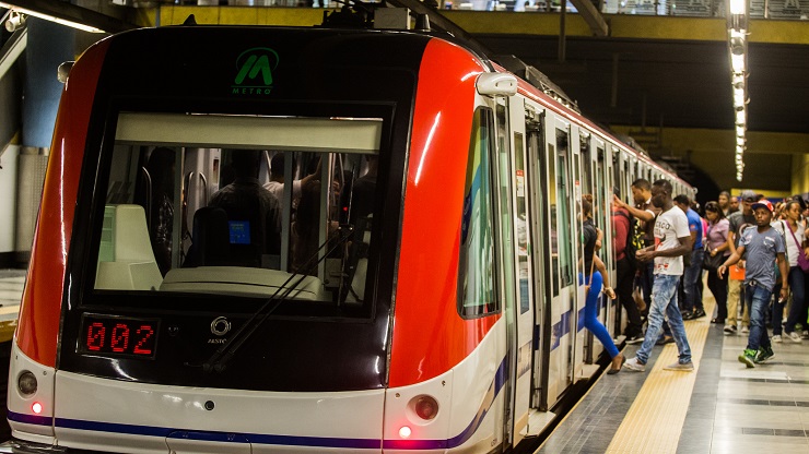 Metro de Santo Domingo AplatanaoNews