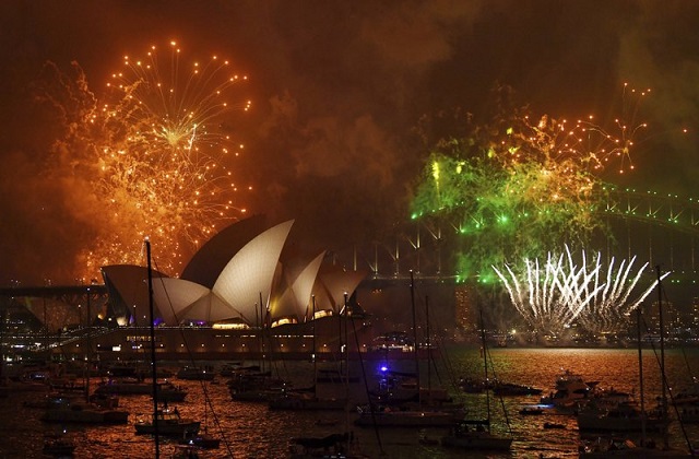  Varios países celebran ya la llegada del Año Nuevo