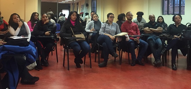  Asociación de Profesionales realiza encuentro con estudiantes dominicanos en Madrid