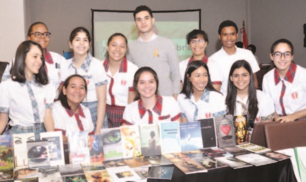  Jóvenes escritores participan en Aprendo 2017