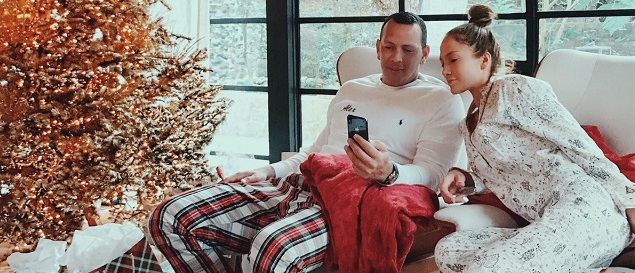  Uso de pijamas navideñas genera encendidos debates en las redes sociales y hasta cuestionan la dominicanidad