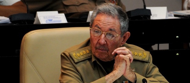 Raúl Castro AplatanaoNews