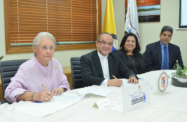  La Fundación Propagas y La Pontificia Universidad Católica Madre y Maestra (PUCMM) firman Acuerdo de Colaboración Interinstitucional
