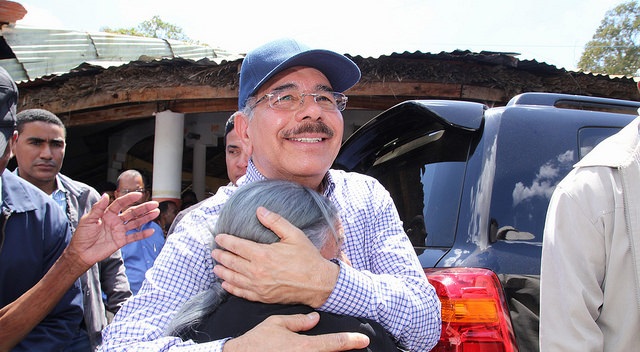 Presidente Danilo Medina AplatanaoNews