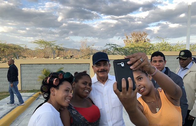  Presidente Danilo Medina recorre Granado, Cabeza de Toro y Presa Monte Grande; evalúa impacto financiamiento y obras *Video