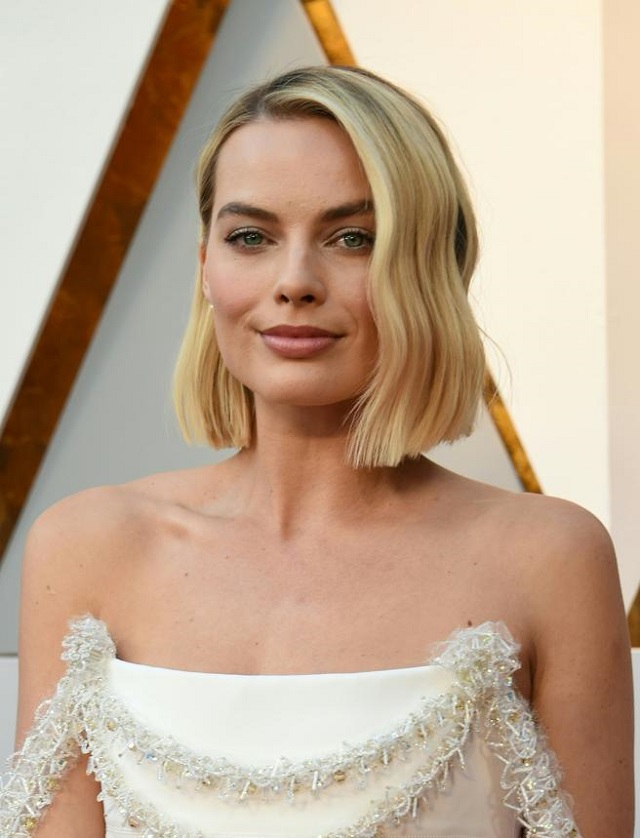 Margot Robbie AplatanaoNews