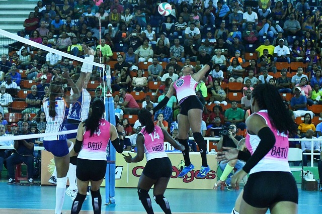  Las Caribeñas ganan duelo A las Guerreras en voleibol