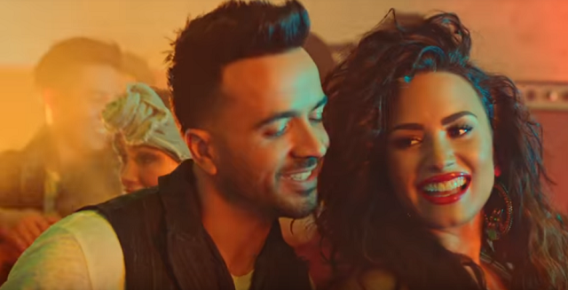 Luis Fonsi AplatanaoNews