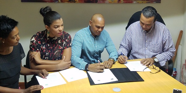  Club Paraíso, Inc y #Friendstravelingrd firman acuerdo de colaboración