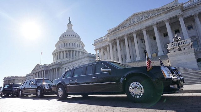  Conozca como viajan en tierra los presidentes Vladimir Putin y Donald Trump, en las limosinas Aurus y La Bestia