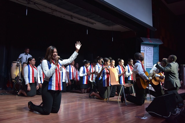  Ministerio de Educación abre “Quinta gala nacional en la modalidad en artes”, con participación de 1.200 estudiantes de 24 centros educativos