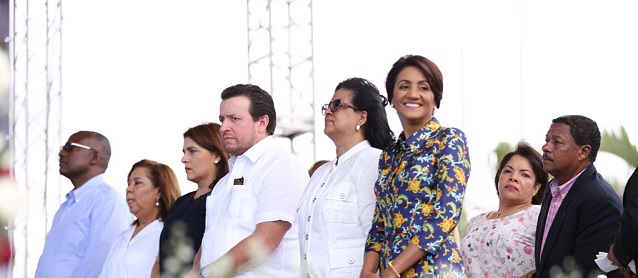  Iglesia Católica reúne cientos de fieles en fiesta de Corpus Christi