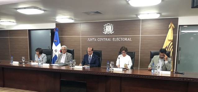  El pleno de la JCE conmina a suspender en un plazo de cinco días todas las actividades proselitistas