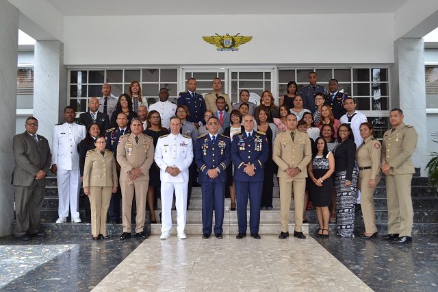  EGDDHHyDIH entrega 72 certificados en acto de graduación de la séptima y octava promoción del Diplomado Especializado en Derechos Humanos e Internacional Humanitario