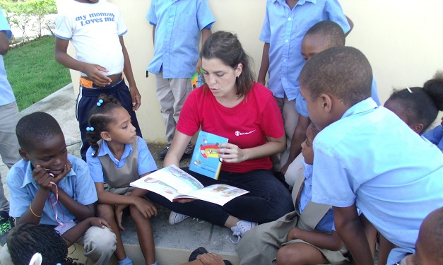  Save the Childrem lanza campaña“Cucharadas de Letras” en beneficio de la educación