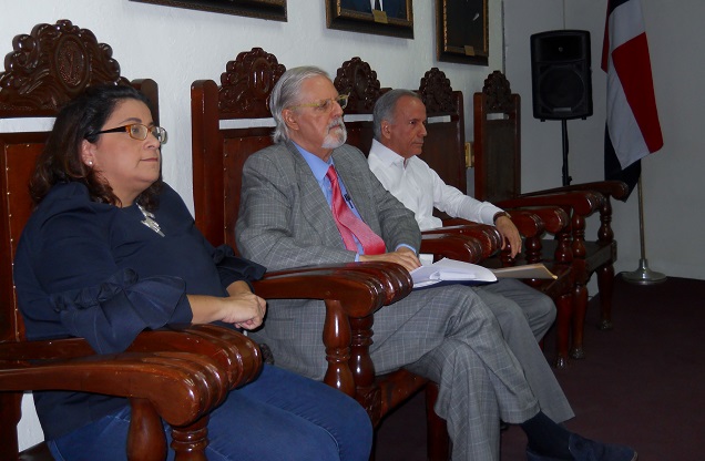  Academia de Historia realiza conversatorio sobre la expedición de Luperón del 1949