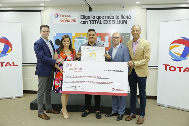  Total Excellium entrega premios a ganadores de su promoción «Elige lo que más te llena»