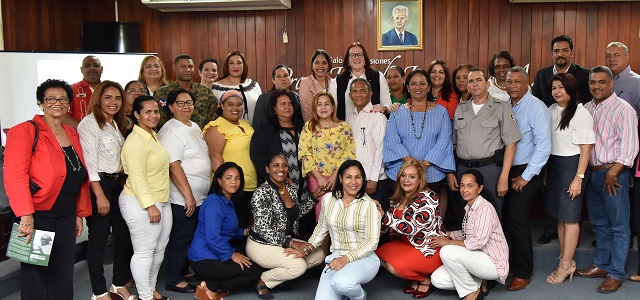  Ministra de la Mujer deja constituidas las mesas de trabajo de la Ruta Crítica de la Violencia de la línea noroeste