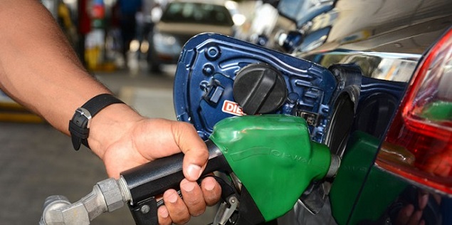  Los precios de los dos tipos de gasolina, el gasoil regular y el gas licuado se mantienen invariables