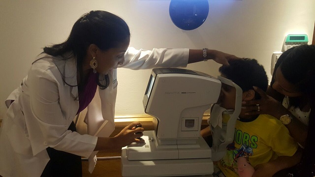  CAID Santiago realiza jornadas de evaluación auditiva y oftalmológica, entrega lentes correctivos en beneficio de decenas de usuarios