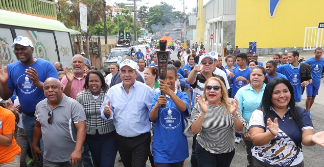  Con un “Bravo, bravísimo, sí se puede”, llega La llama de la Esperanza a Espaillat y Puerto Plata