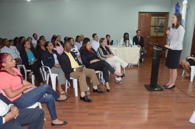  Ministerio de Interior y Policía imparte charla motivacional “Nuevas Masculinidades”, destinada al personal de la institución