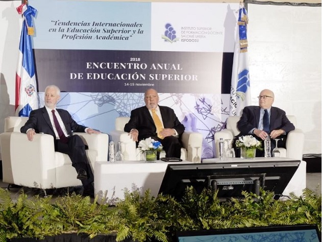  ISFODOSU celebra primer encuentro anual de Educación Superior, con la presencia de reputados catedráticos internacionales