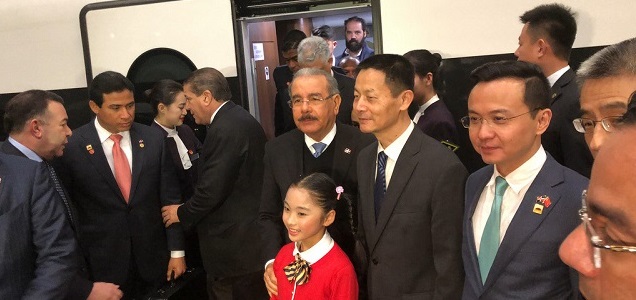  Presidente Danilo Medina  llega a Shanghái para participar en la primera Exposición Internacional de Importación China