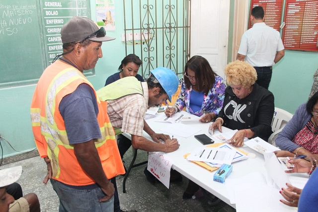  Gobierno dominicano inicia pago Bono Navideño a trabajadores portuarios
